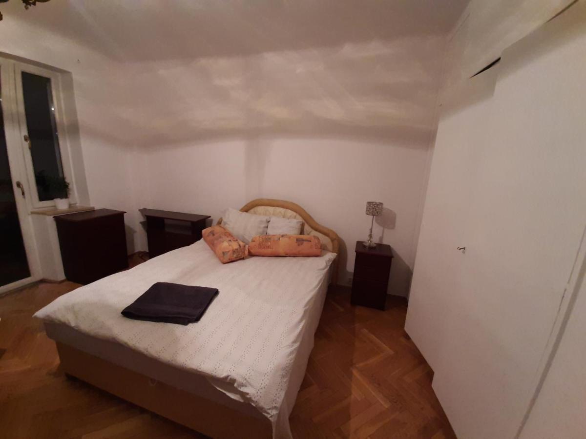 Rooms In Centrum Varsavia Esterno foto