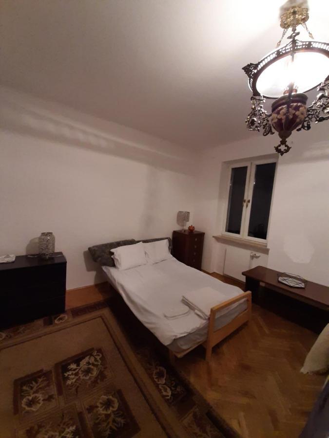 Rooms In Centrum Varsavia Esterno foto