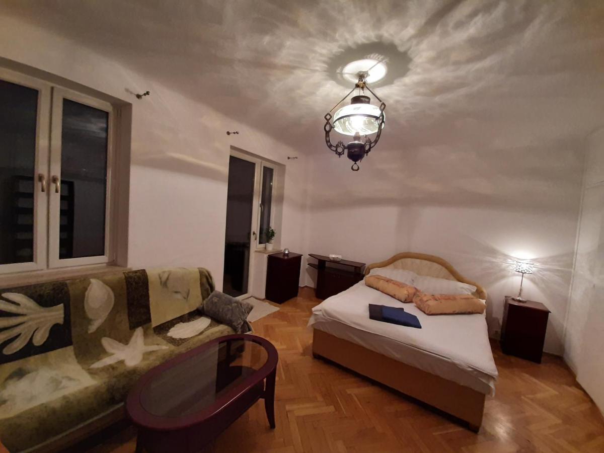 Rooms In Centrum Varsavia Esterno foto