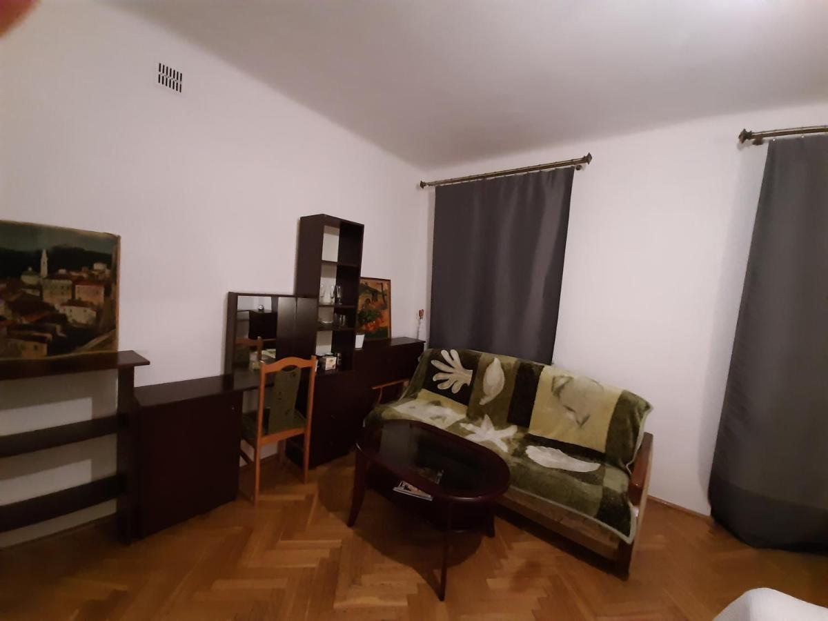 Rooms In Centrum Varsavia Esterno foto