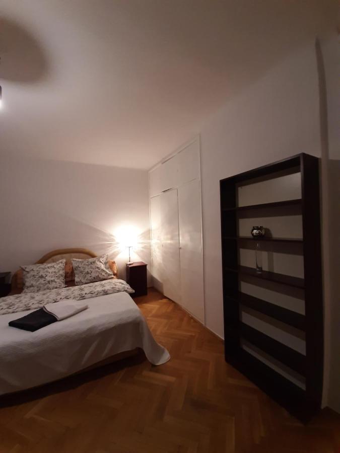 Rooms In Centrum Varsavia Esterno foto